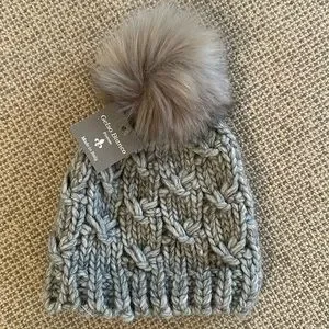 Gelso Bianco | Accessories | Gelso Bianco Acrylicalpacawool  display picture 3